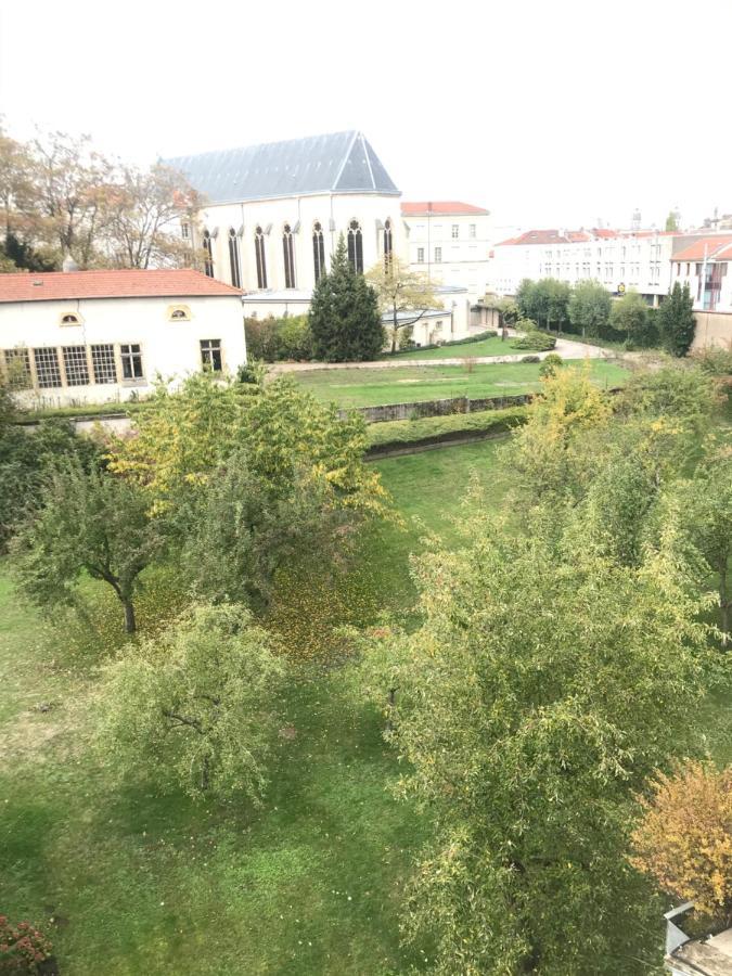 Confort - Nancy Centre - Chambre - Salle De Sport - 45 M2 Kültér fotó